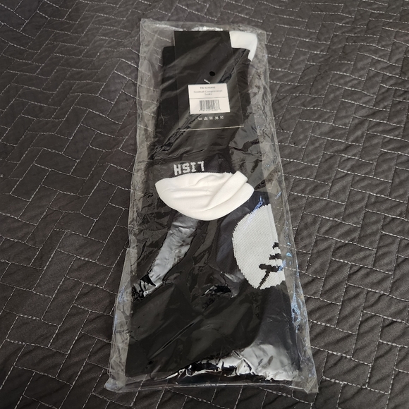 Lish Compression 15-25mmHg Knee High Socks Size L/XL Black/White Football Print - Picture 6 of 8